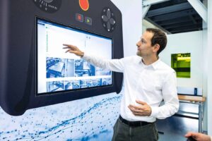 Sztuczna inteligencja w produkcji – jak AI zmienia koszty produkcji?